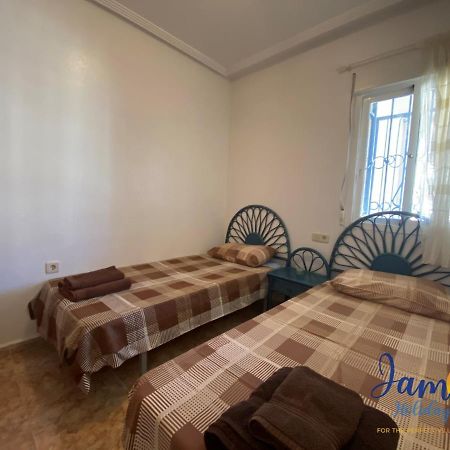 La Cinuelica, R1 1St Floor Apartment Com Pool L180 또레비에하 외부 사진