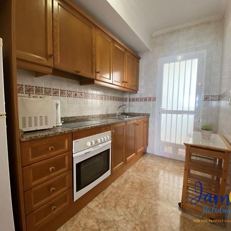 La Cinuelica, R1 1St Floor Apartment Com Pool L180 또레비에하 외부 사진