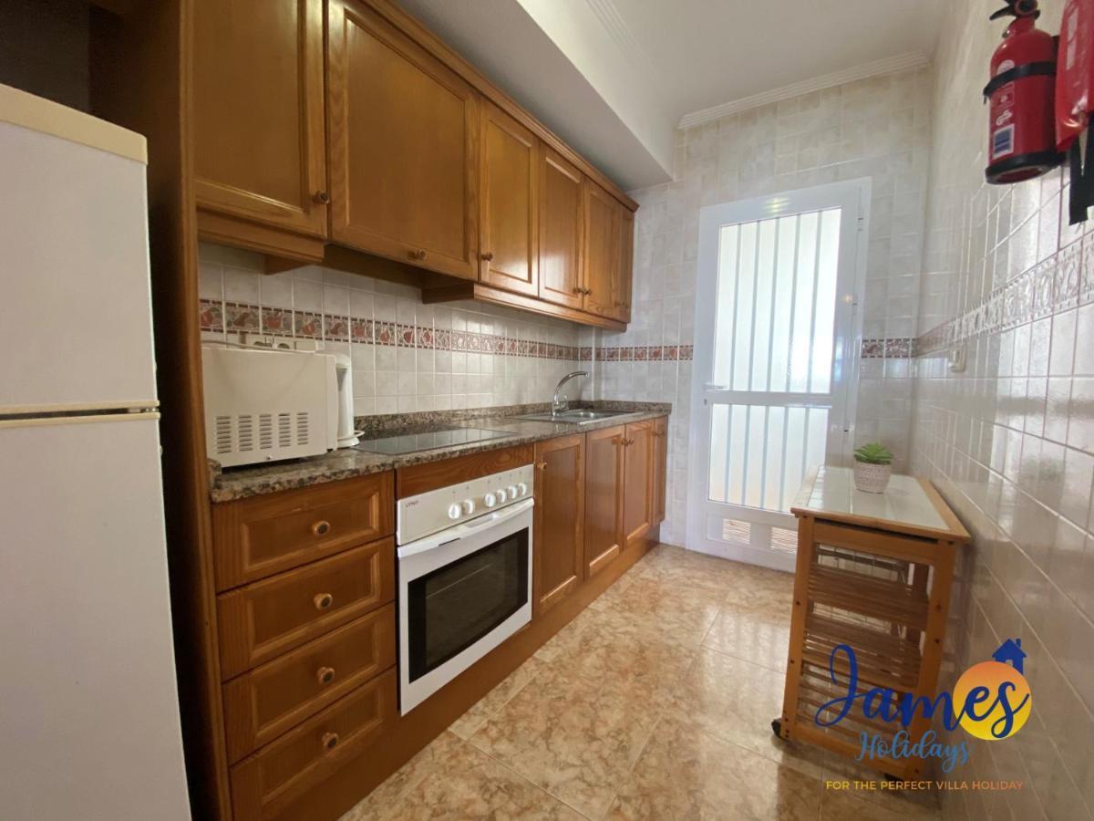 La Cinuelica, R1 1St Floor Apartment Com Pool L180 또레비에하 외부 사진